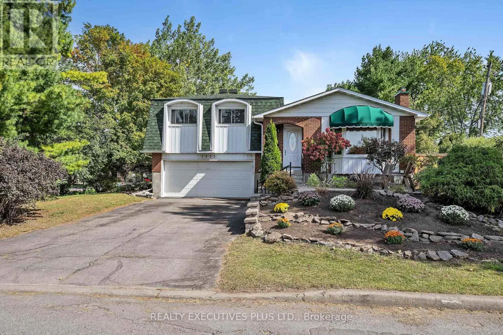 1533 PAYETTE DRIVE