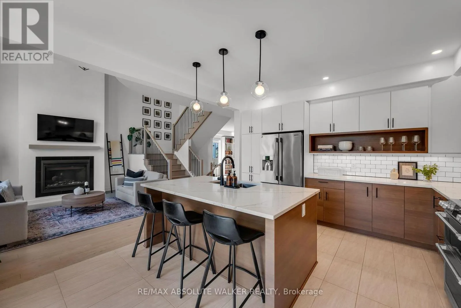 104 HEIRLOOM STREET