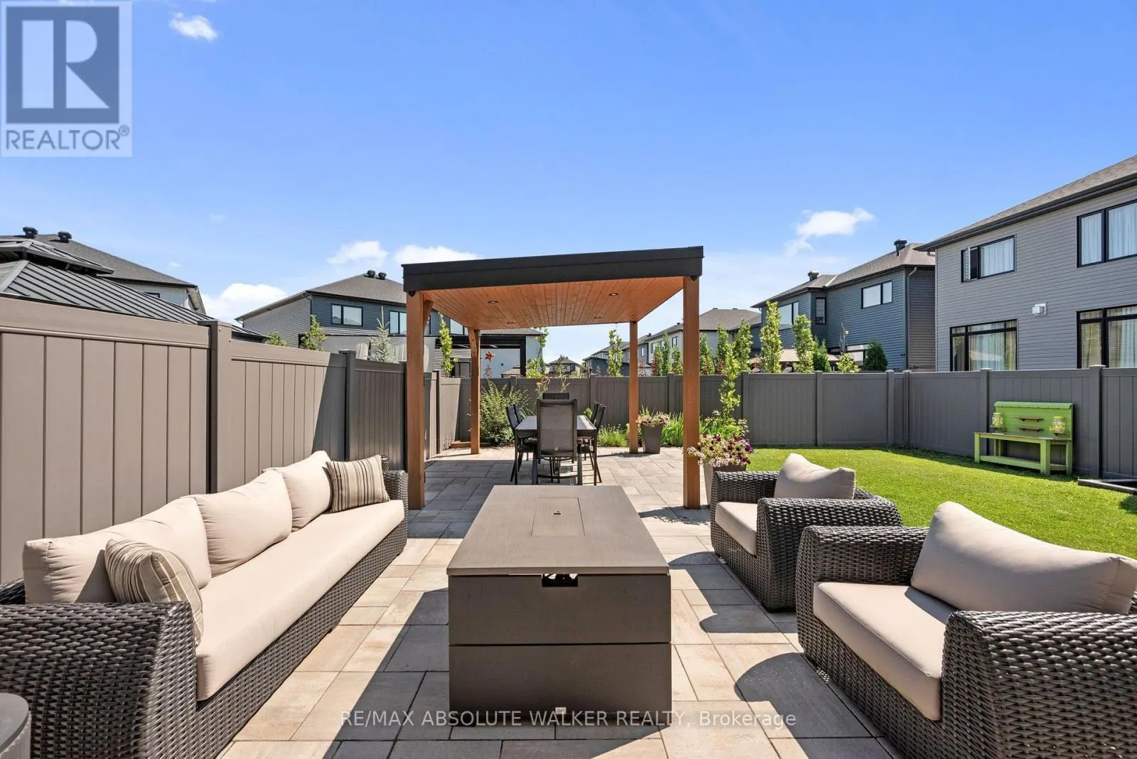 104 HEIRLOOM STREET