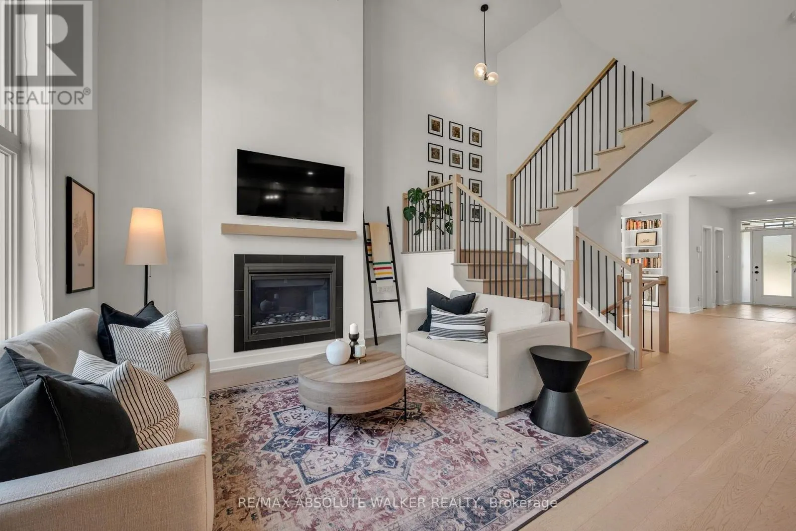 104 HEIRLOOM STREET