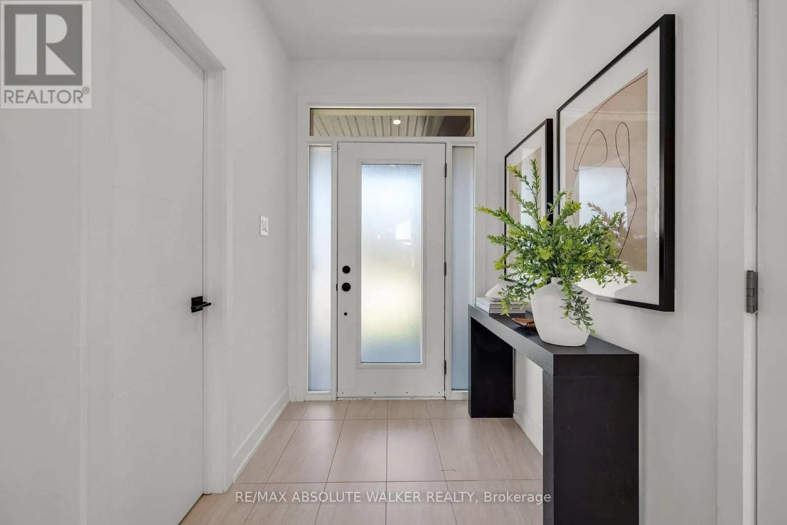 104 HEIRLOOM STREET