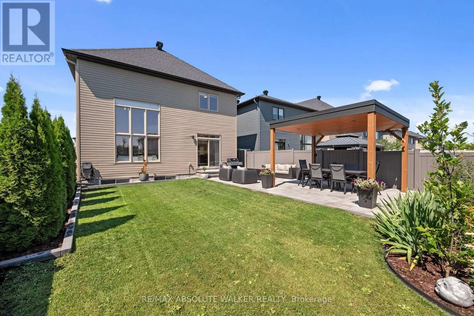104 HEIRLOOM STREET