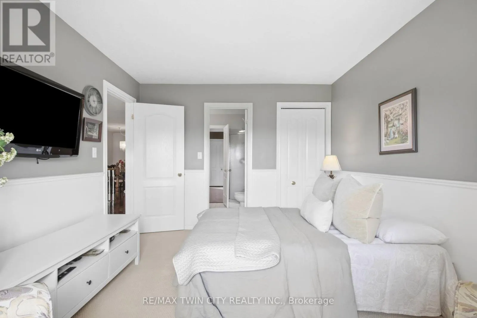 1 - 10 ISHERWOOD AVENUE