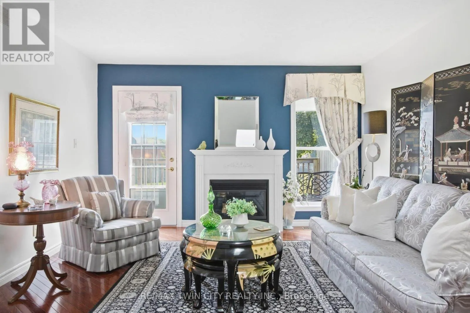 1 - 10 ISHERWOOD AVENUE
