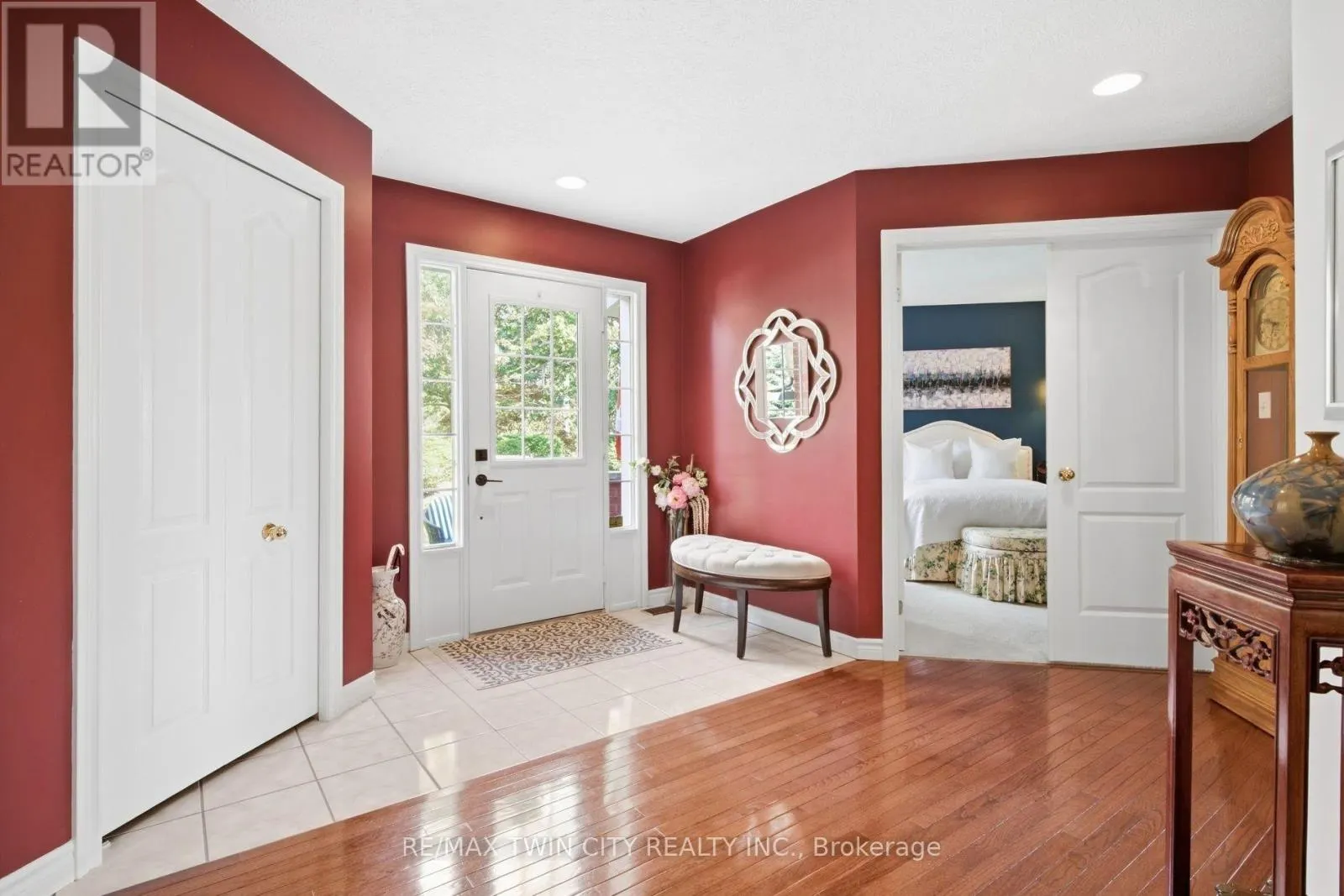 1 - 10 ISHERWOOD AVENUE