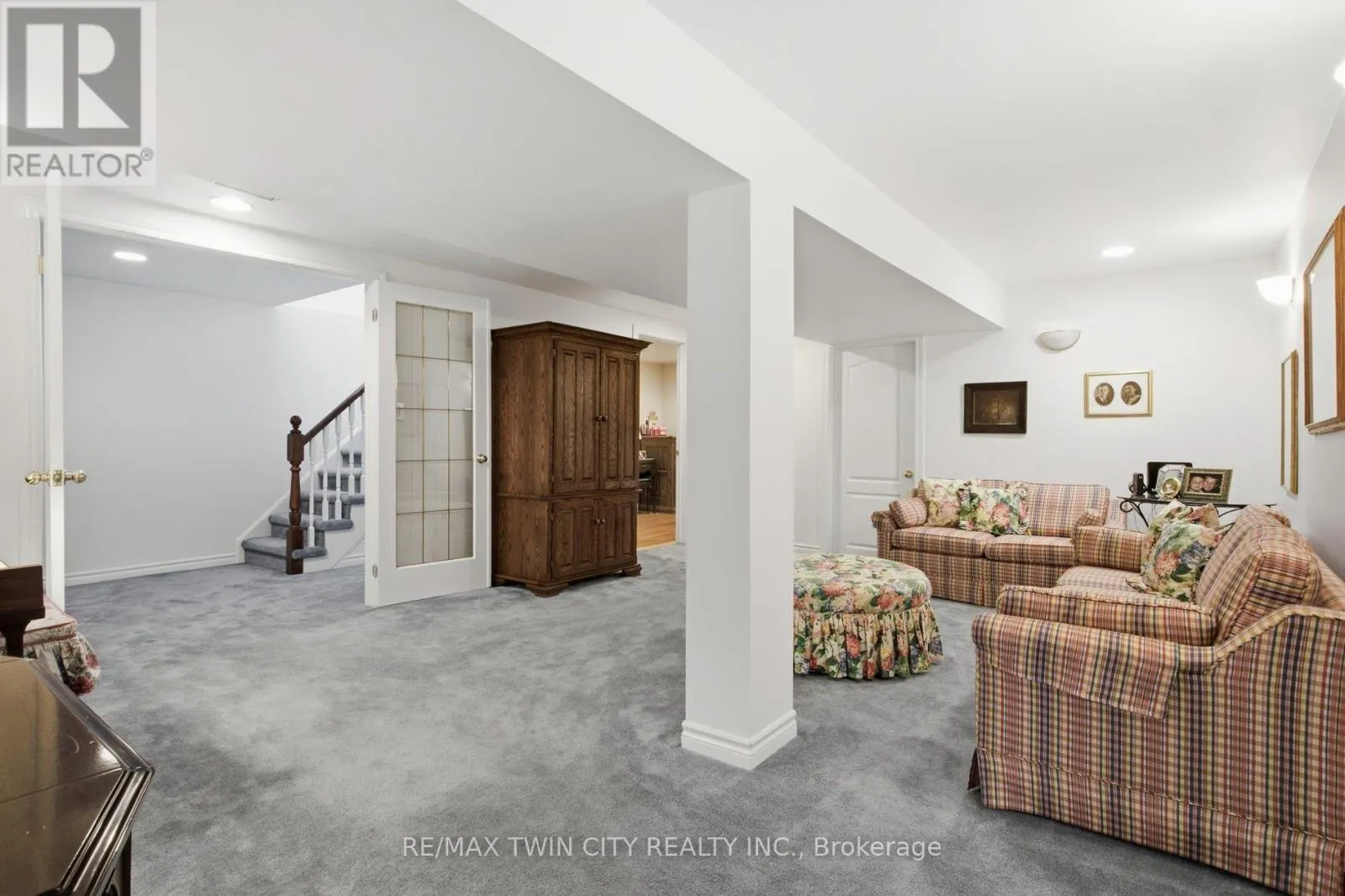 1 - 10 ISHERWOOD AVENUE