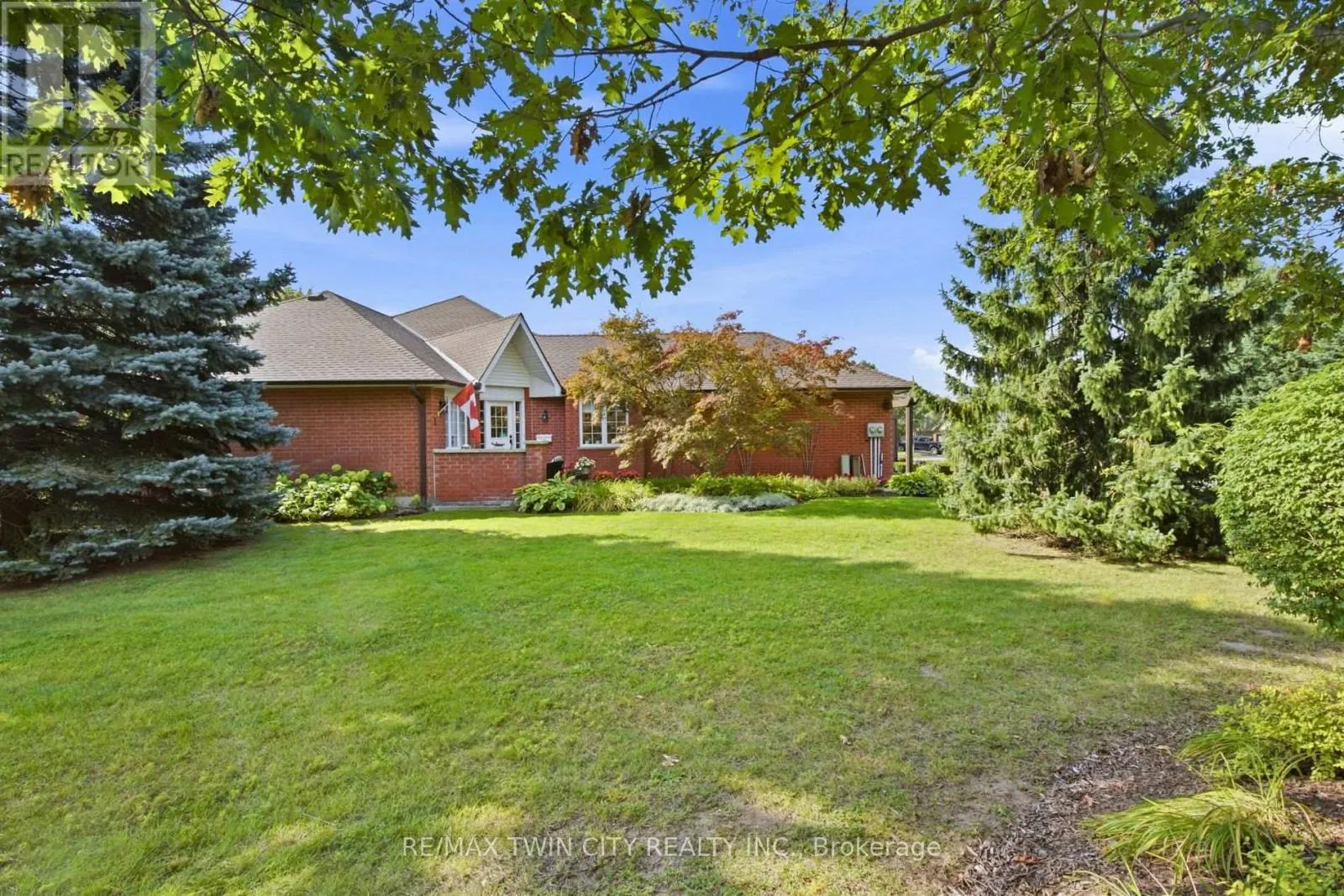 1 - 10 ISHERWOOD AVENUE