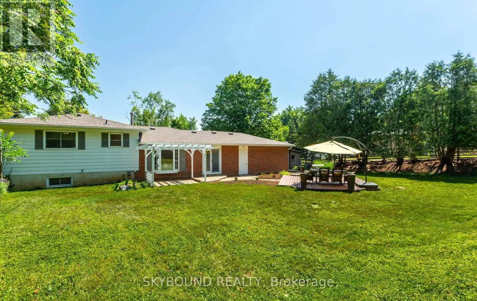 9 DELERIN CRESCENT
