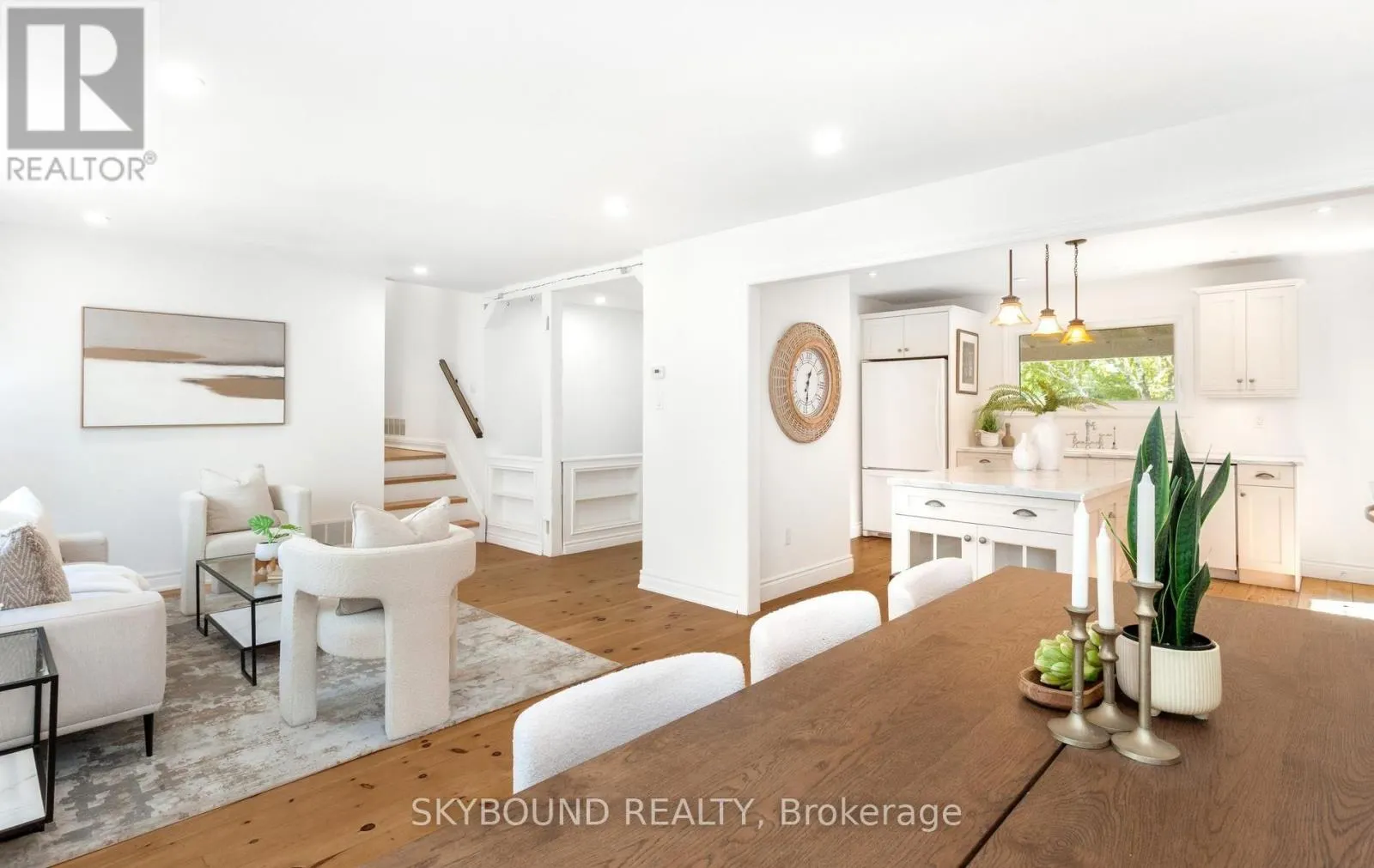 9 DELERIN CRESCENT