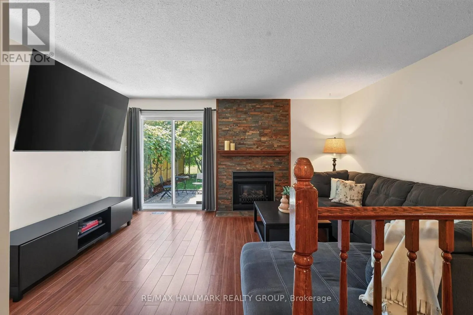 385 PRINCESS LOUISE DRIVE