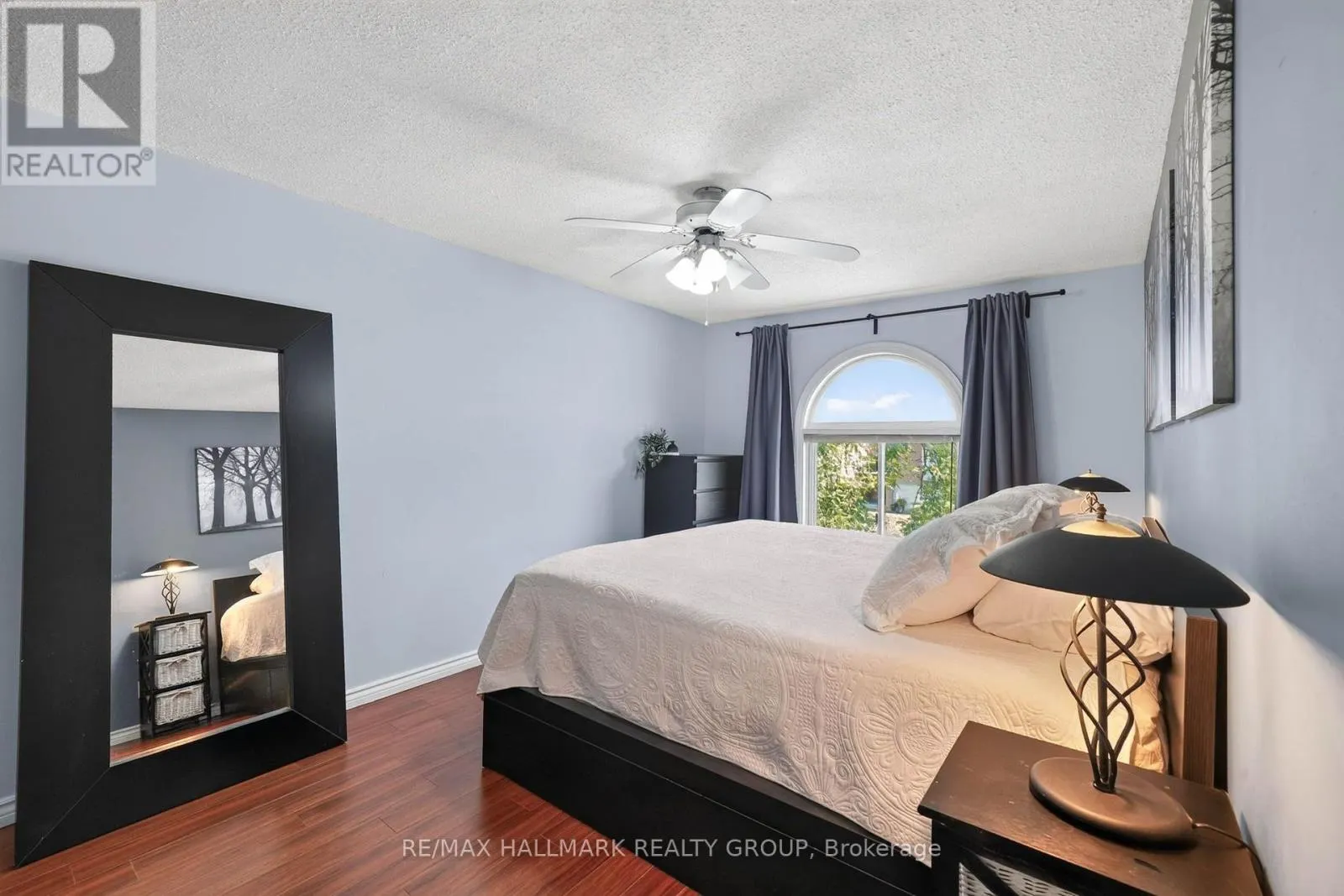 385 PRINCESS LOUISE DRIVE