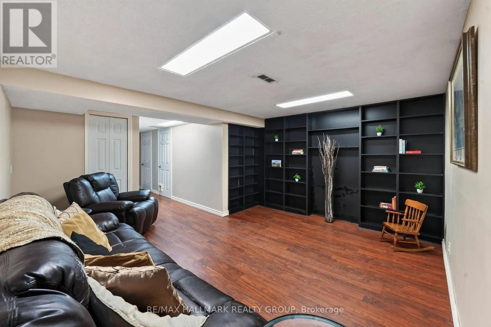 385 PRINCESS LOUISE DRIVE