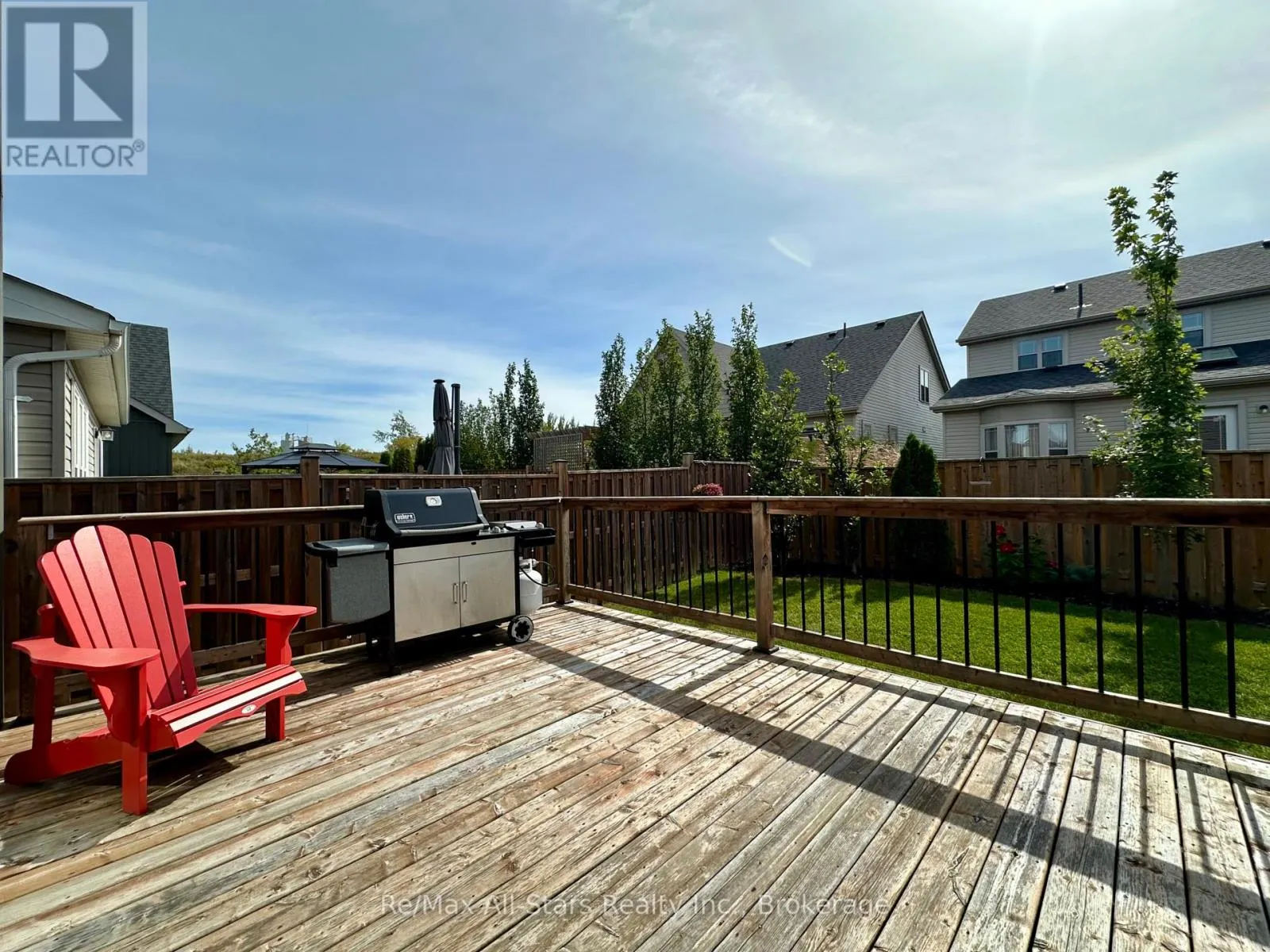 9 BRIARWOOD AVENUE