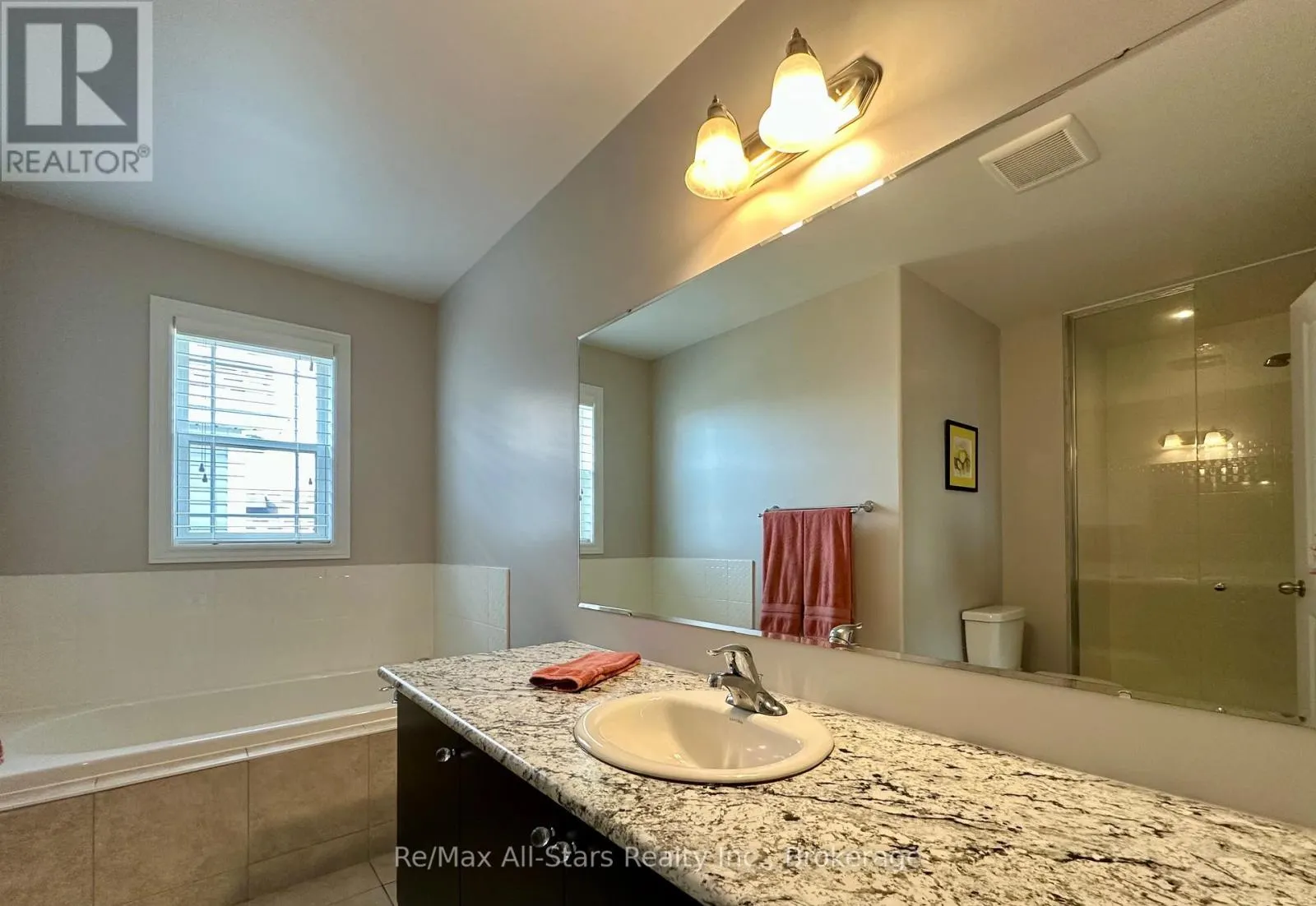 9 BRIARWOOD AVENUE