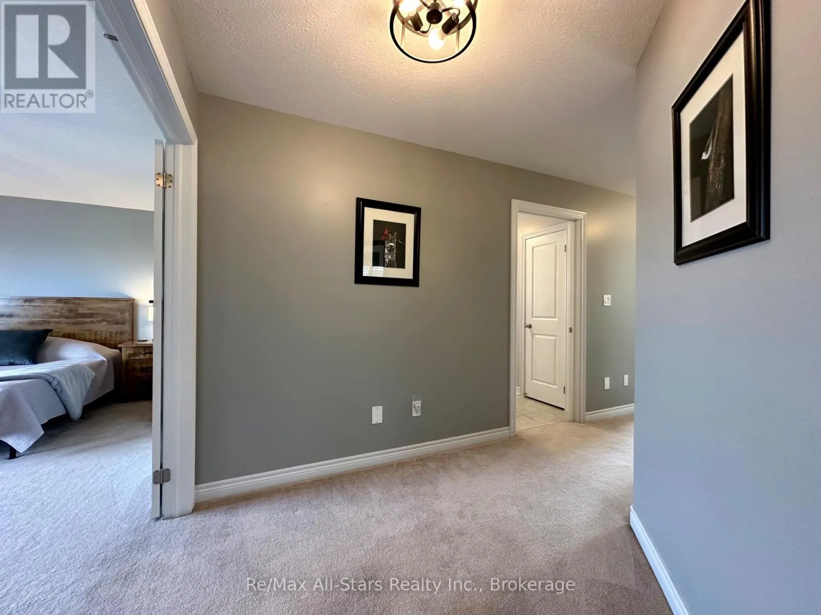 9 BRIARWOOD AVENUE