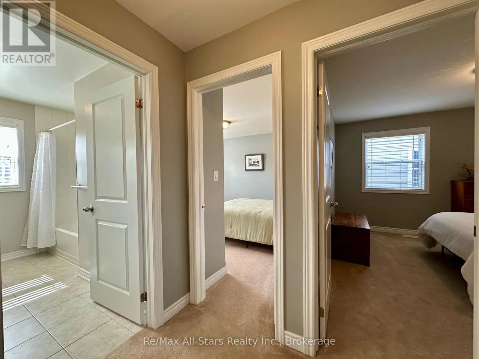 9 BRIARWOOD AVENUE