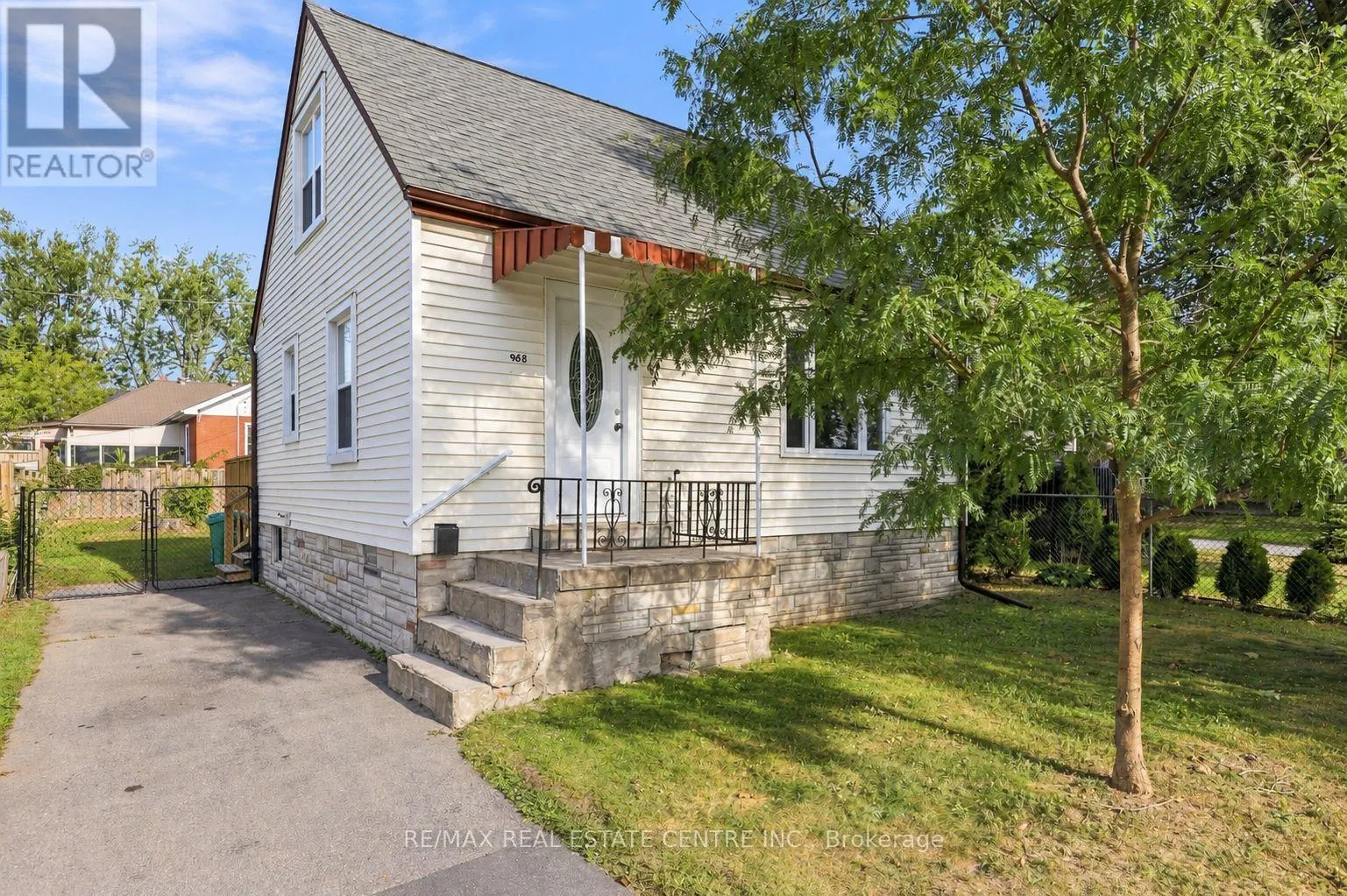 988 HIGH STREET