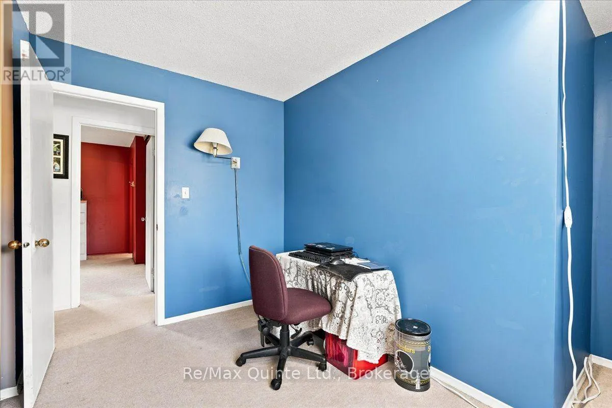 281 COLLEGE STREET W