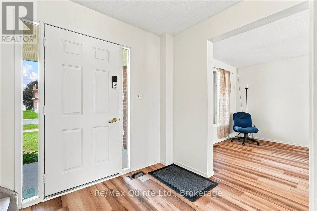 281 COLLEGE STREET W