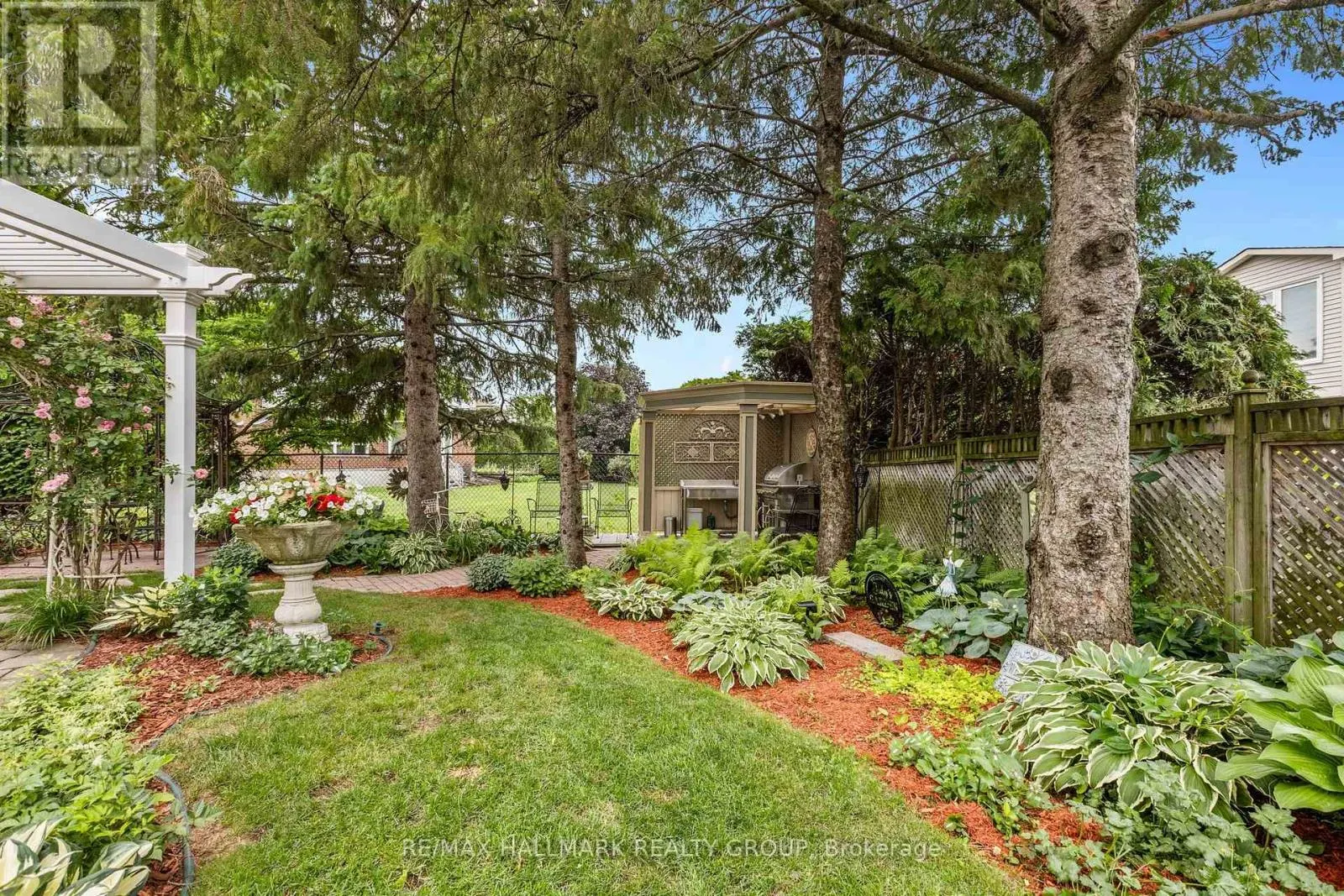 1348 TURNER CRESCENT