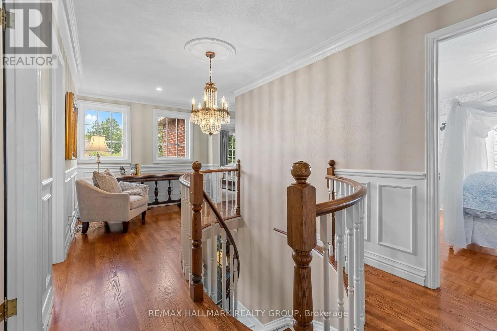 1348 TURNER CRESCENT