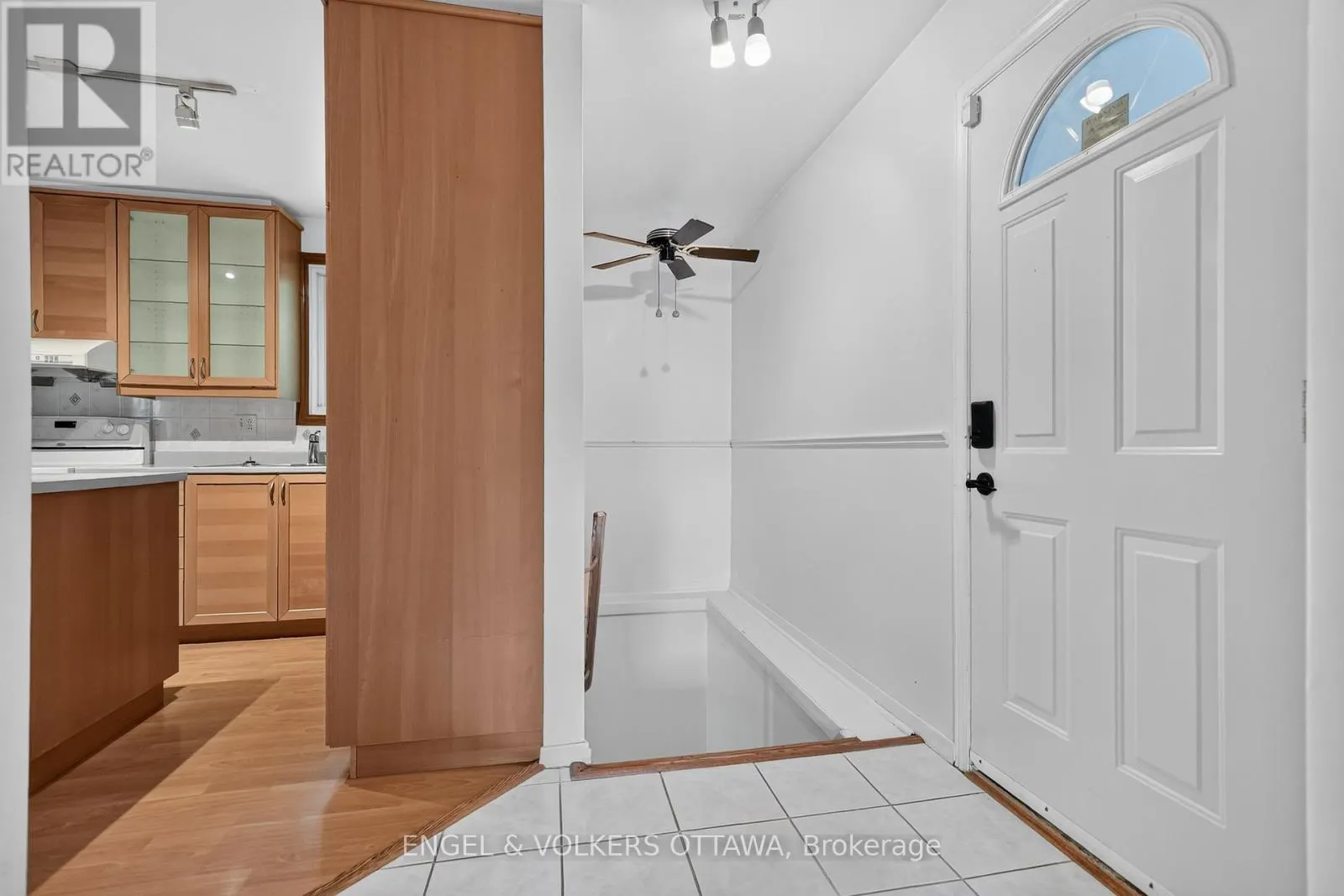 2642 MARBLE CRESCENT