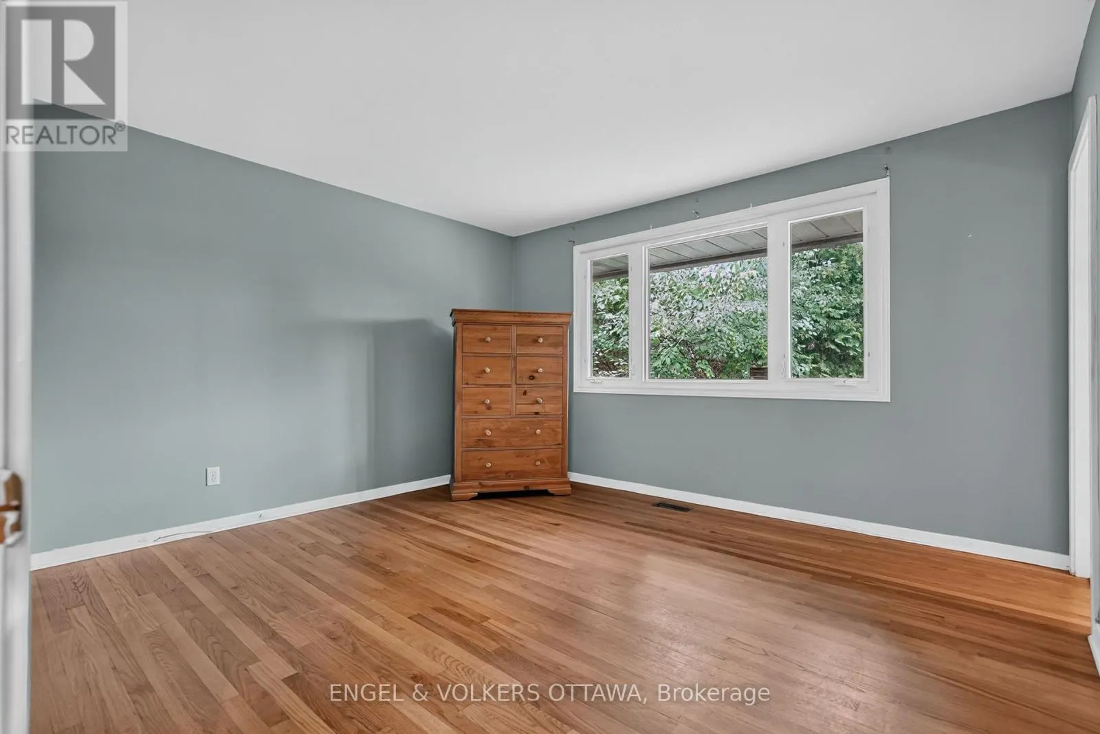 2642 MARBLE CRESCENT