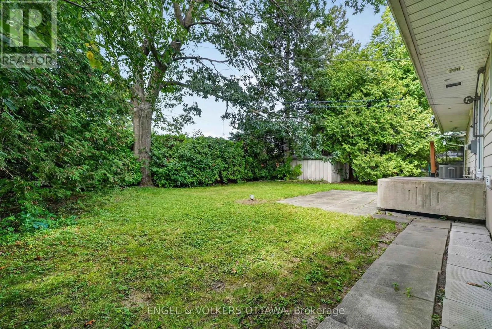2642 MARBLE CRESCENT