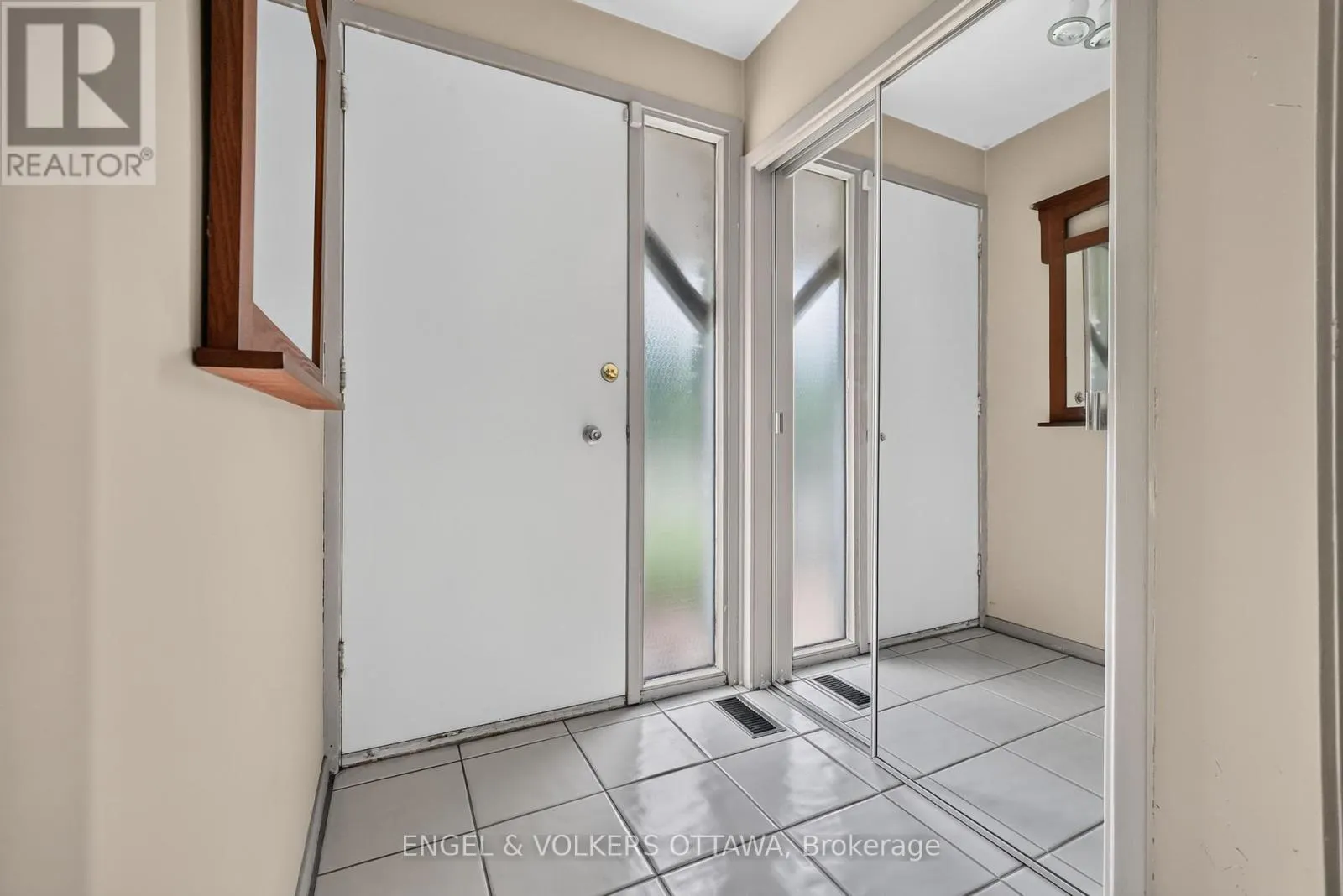 2642 MARBLE CRESCENT