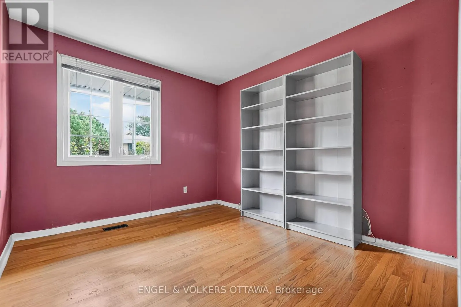 2642 MARBLE CRESCENT