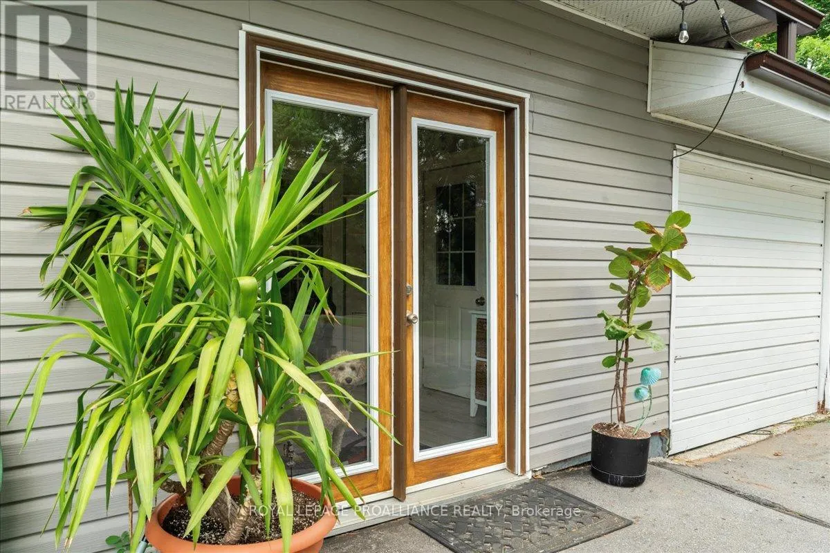 1023 JEWEL ROAD