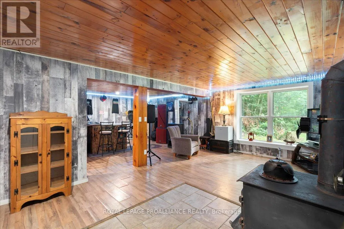1023 JEWEL ROAD