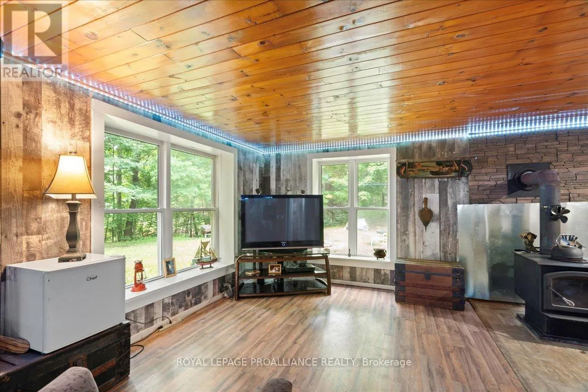 1023 JEWEL ROAD