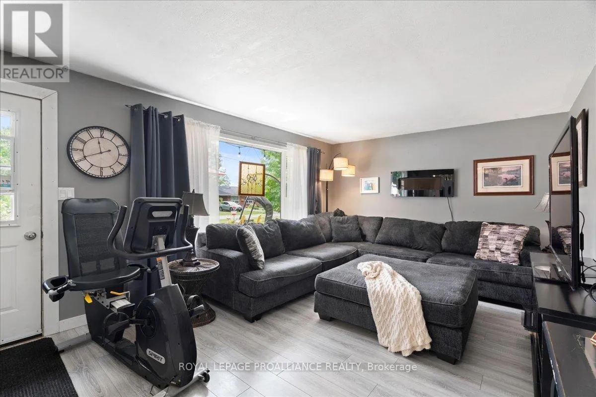1023 JEWEL ROAD