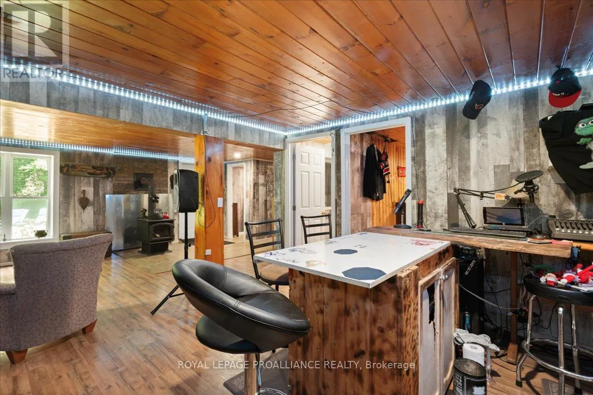 1023 JEWEL ROAD