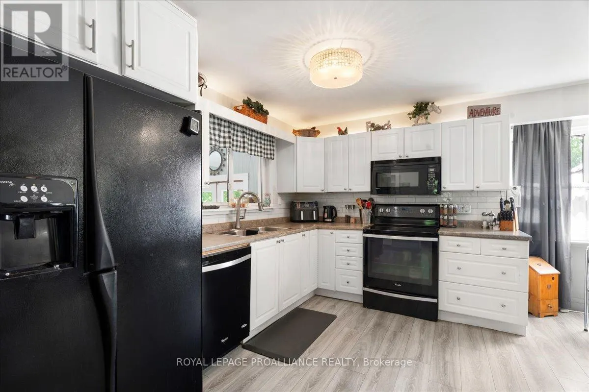 1023 JEWEL ROAD