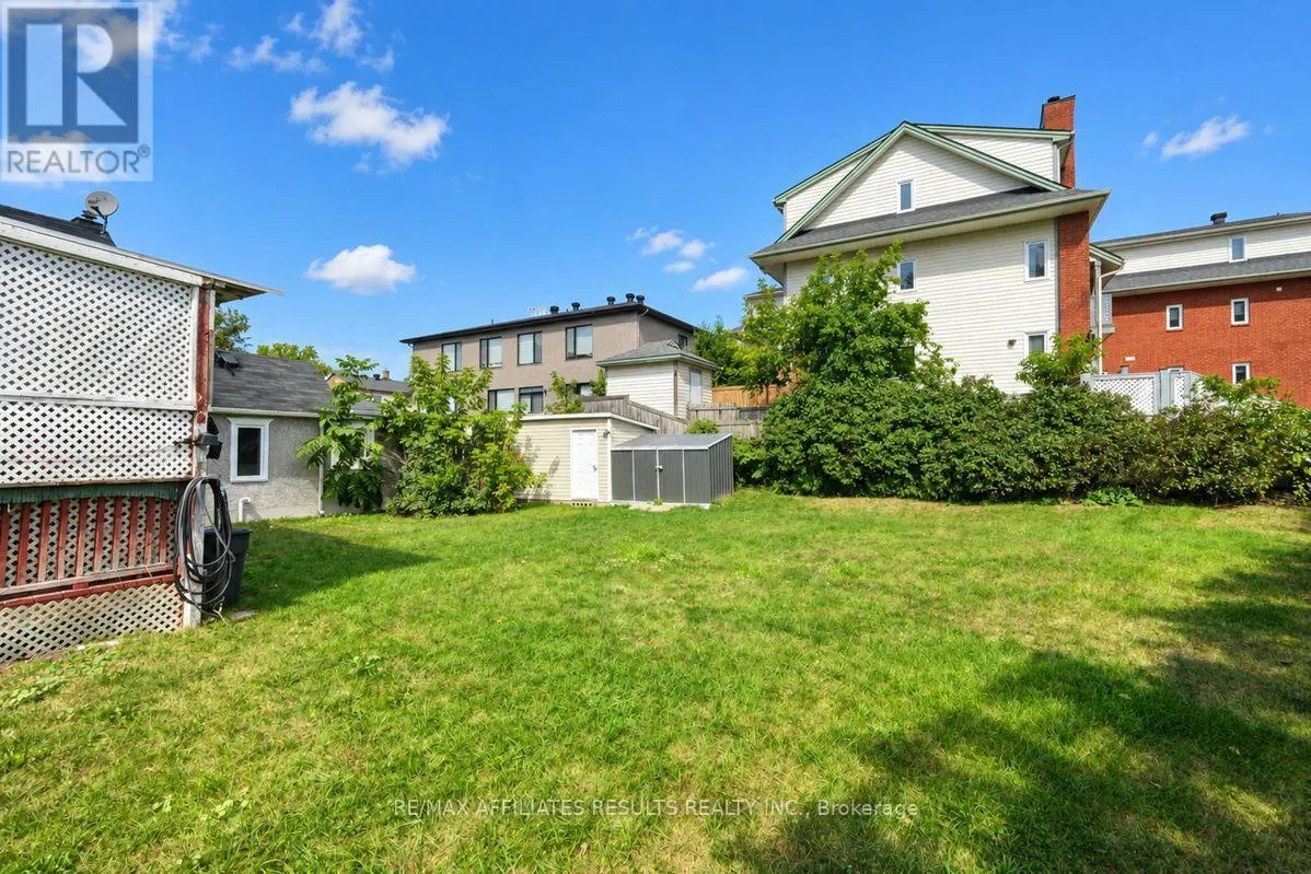 321 SAVARD AVENUE
