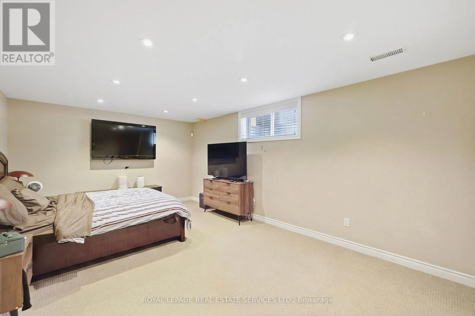 3 - 165 TERRAVIEW CRESCENT