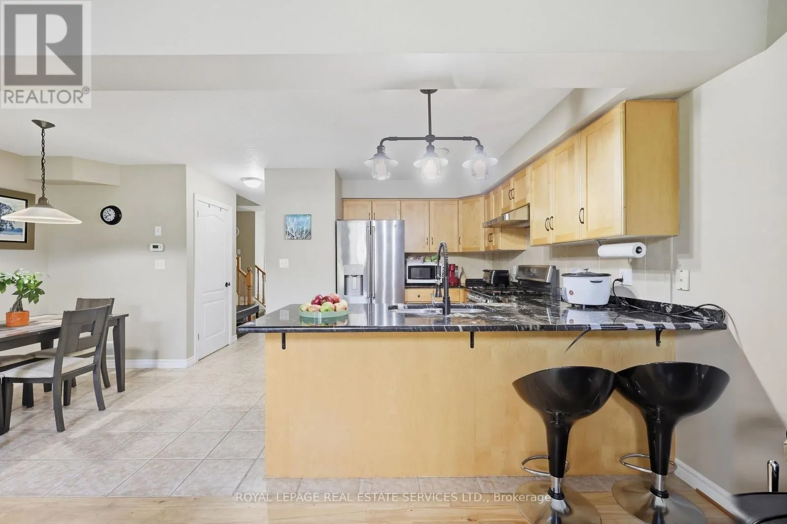 3 - 165 TERRAVIEW CRESCENT