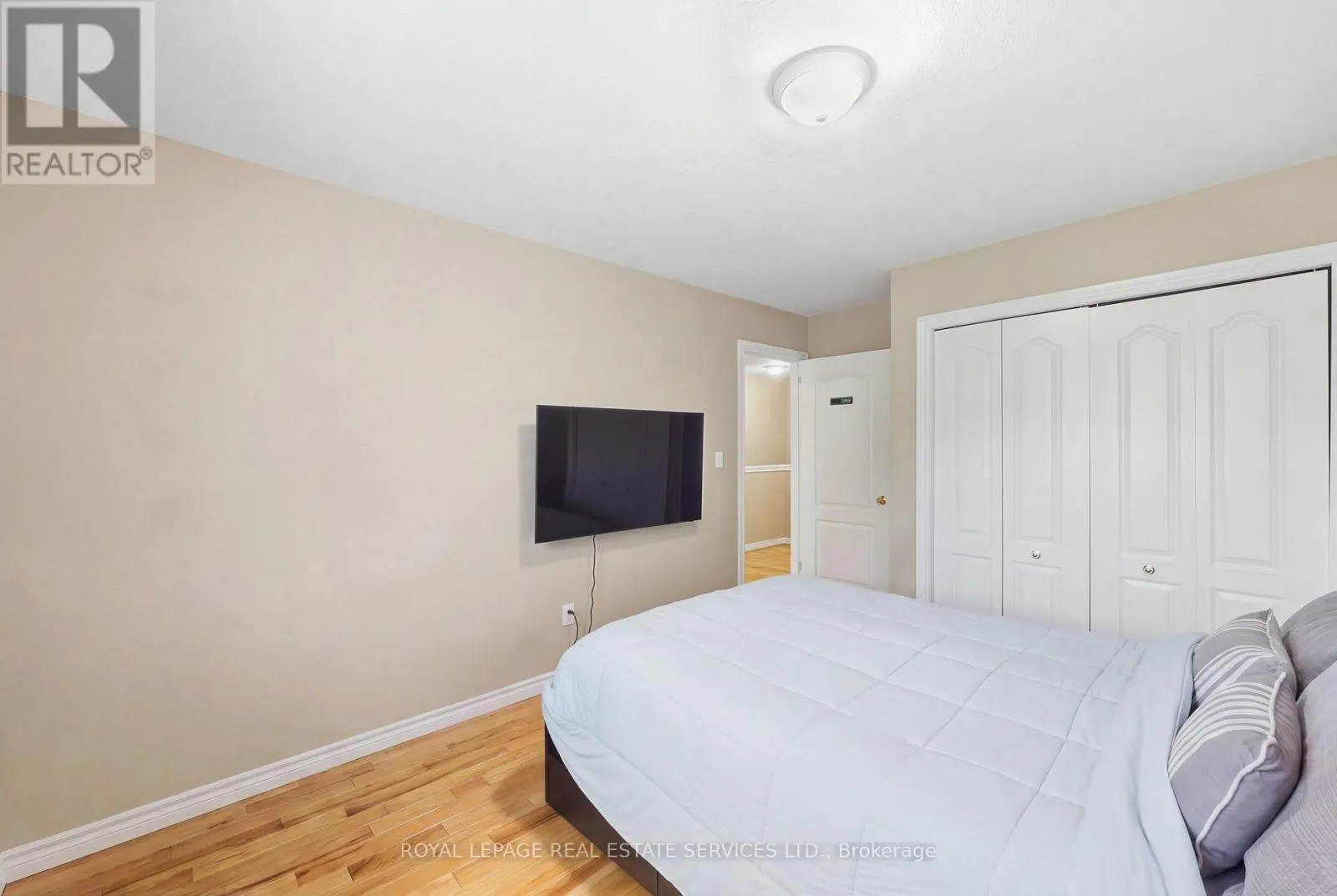 3 - 165 TERRAVIEW CRESCENT