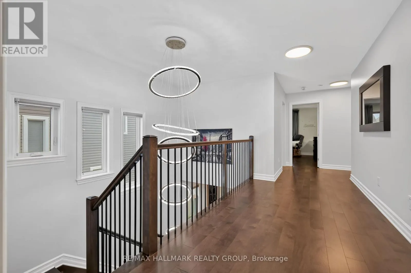 878 EXCURSION WAY