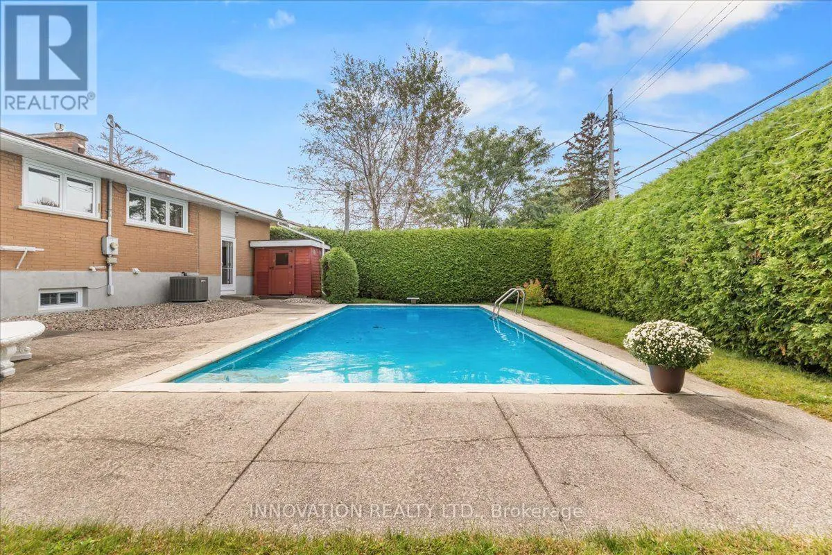 25 BRENT AVENUE