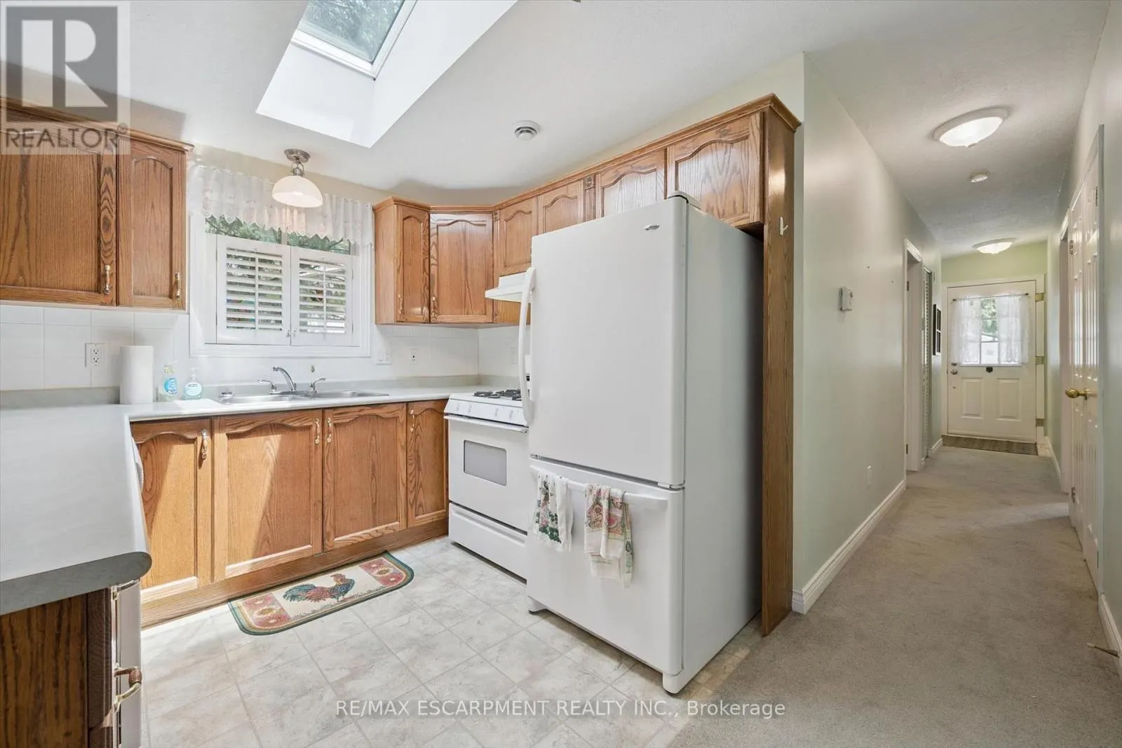 4 SPRUCE AVENUE