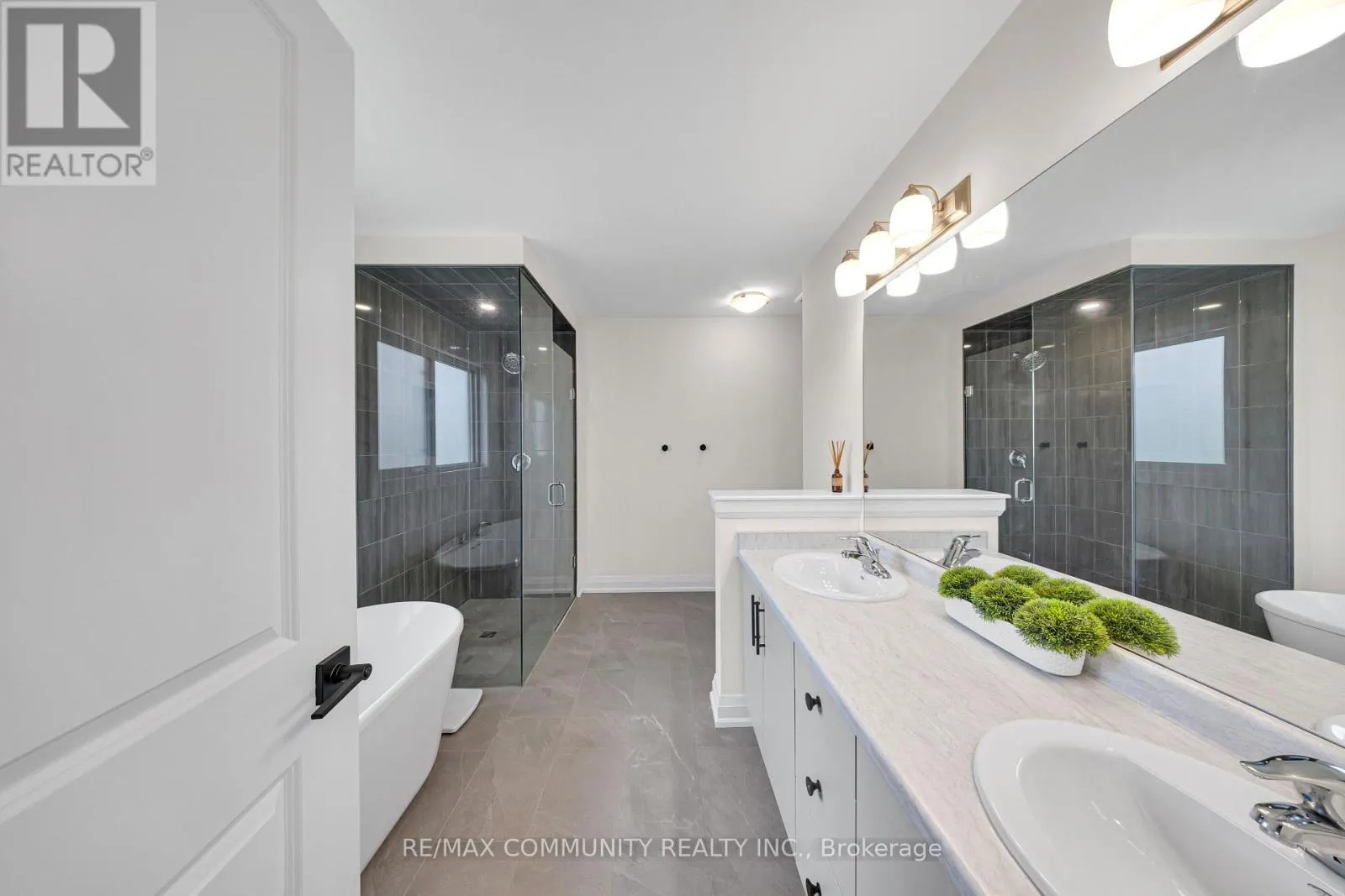 132 WESTCOTT ROAD
