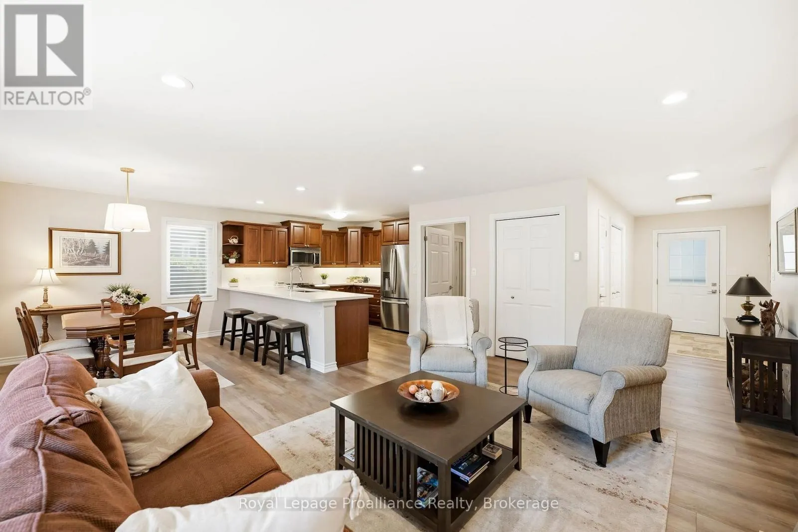 4 BIRCH COURT