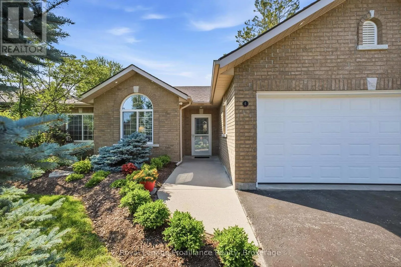 4 BIRCH COURT