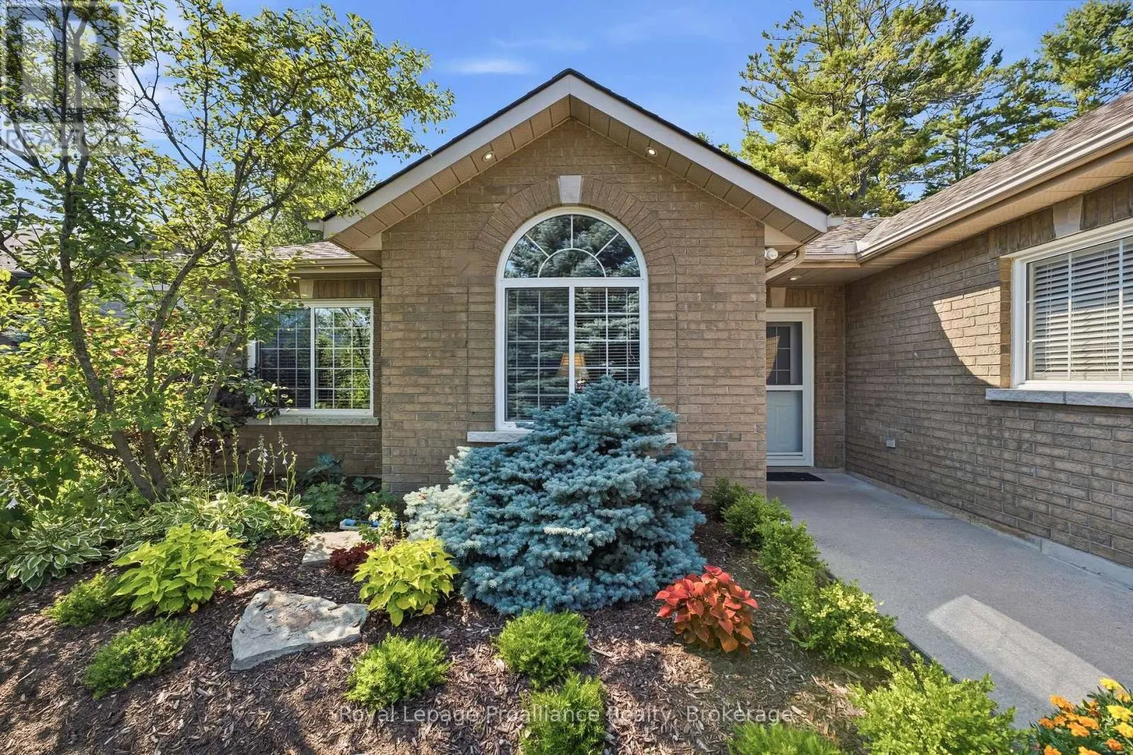 4 BIRCH COURT