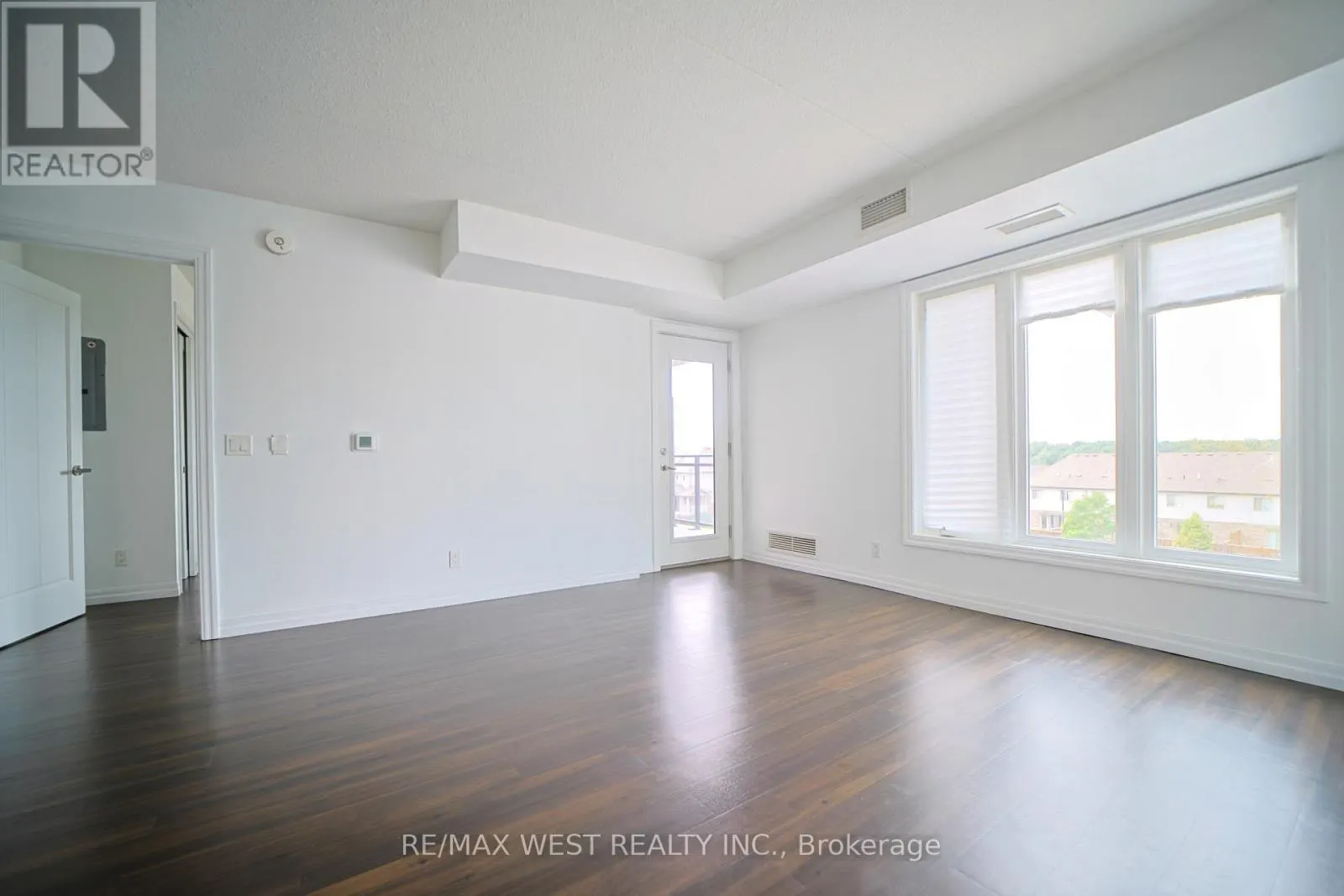 108 SUMMIT RIDGE DRIVE