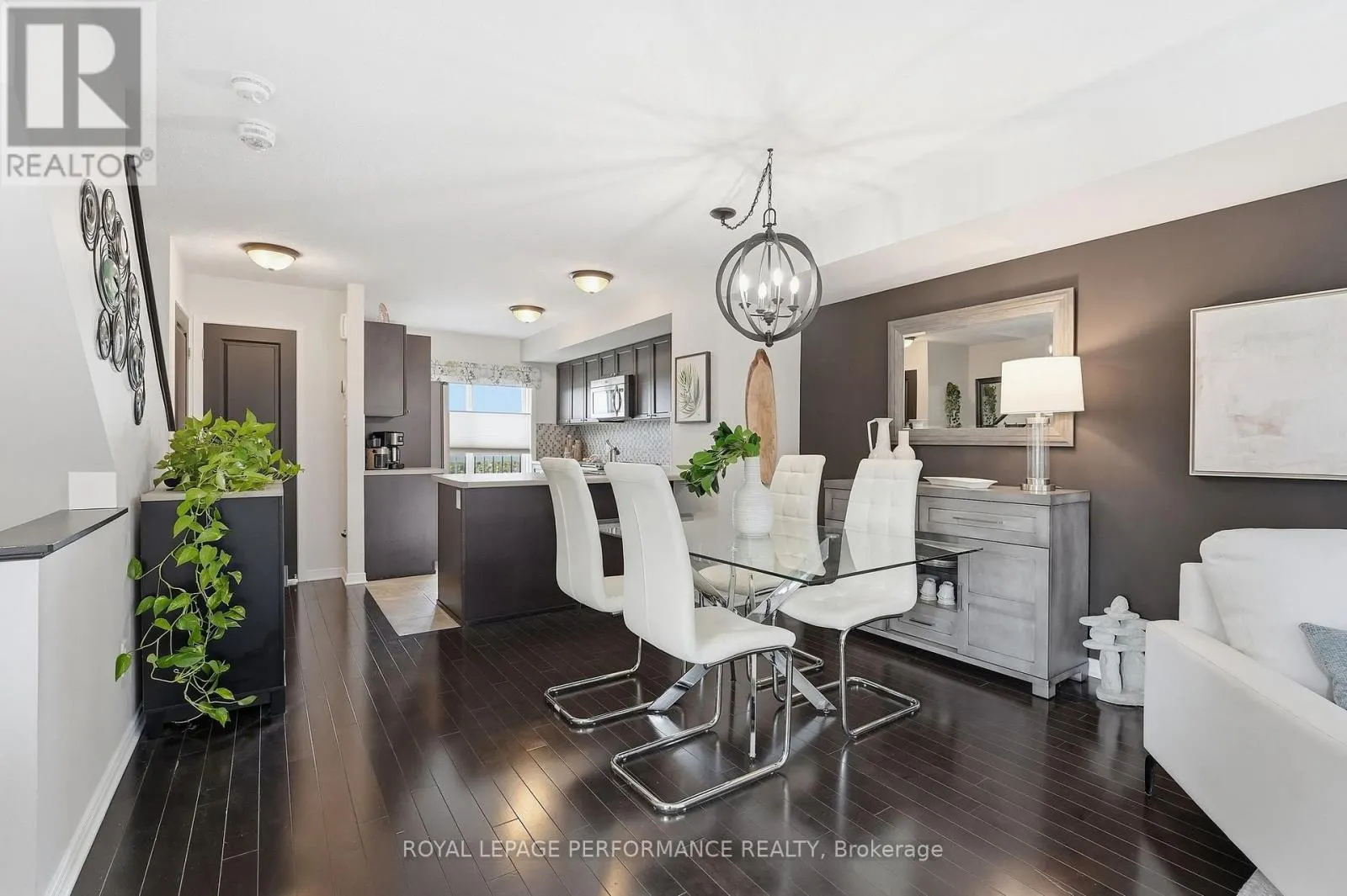 275 ERIC CZAPNIK WAY