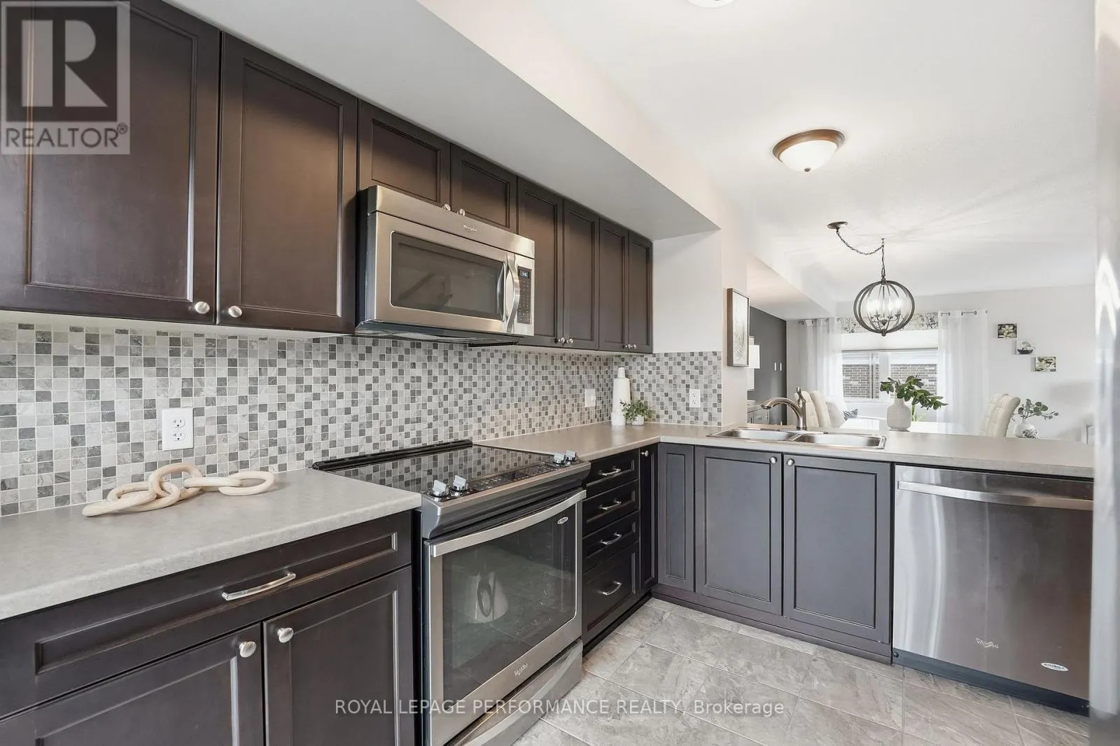 275 ERIC CZAPNIK WAY